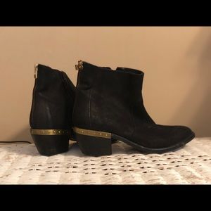 Steve Madden Black Booties